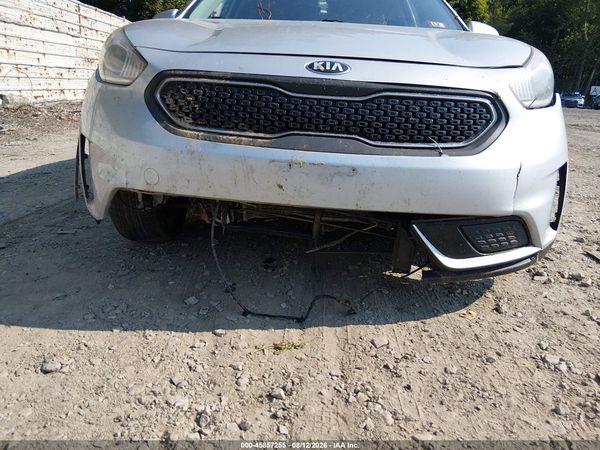 2018 KIA NIRO LX