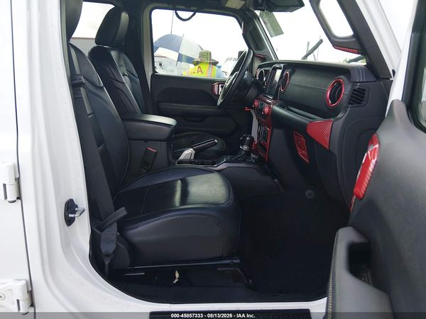 2019 JEEP WRANGLER UNLIMITED SAHARA 4X4