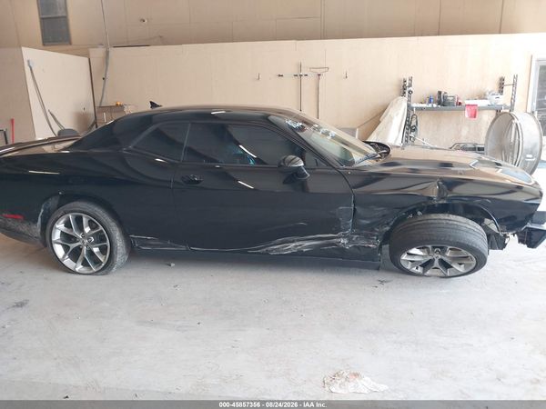 2020 DODGE CHALLENGER SXT