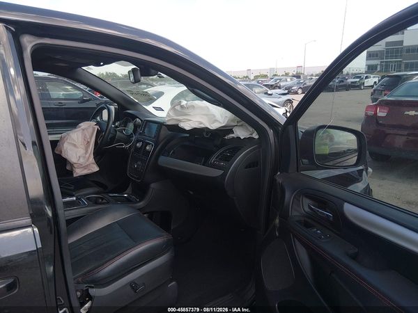 2018 DODGE GRAND CARAVAN GT — I5