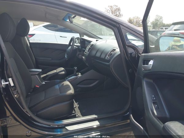 2017 KIA FORTE LX