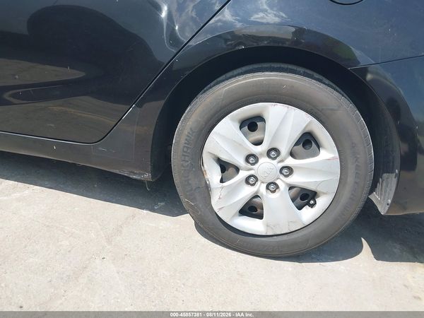 2017 KIA FORTE LX