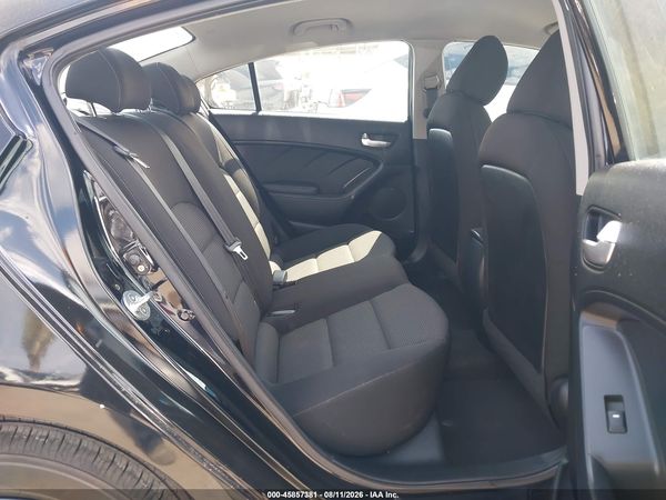 2017 KIA FORTE LX