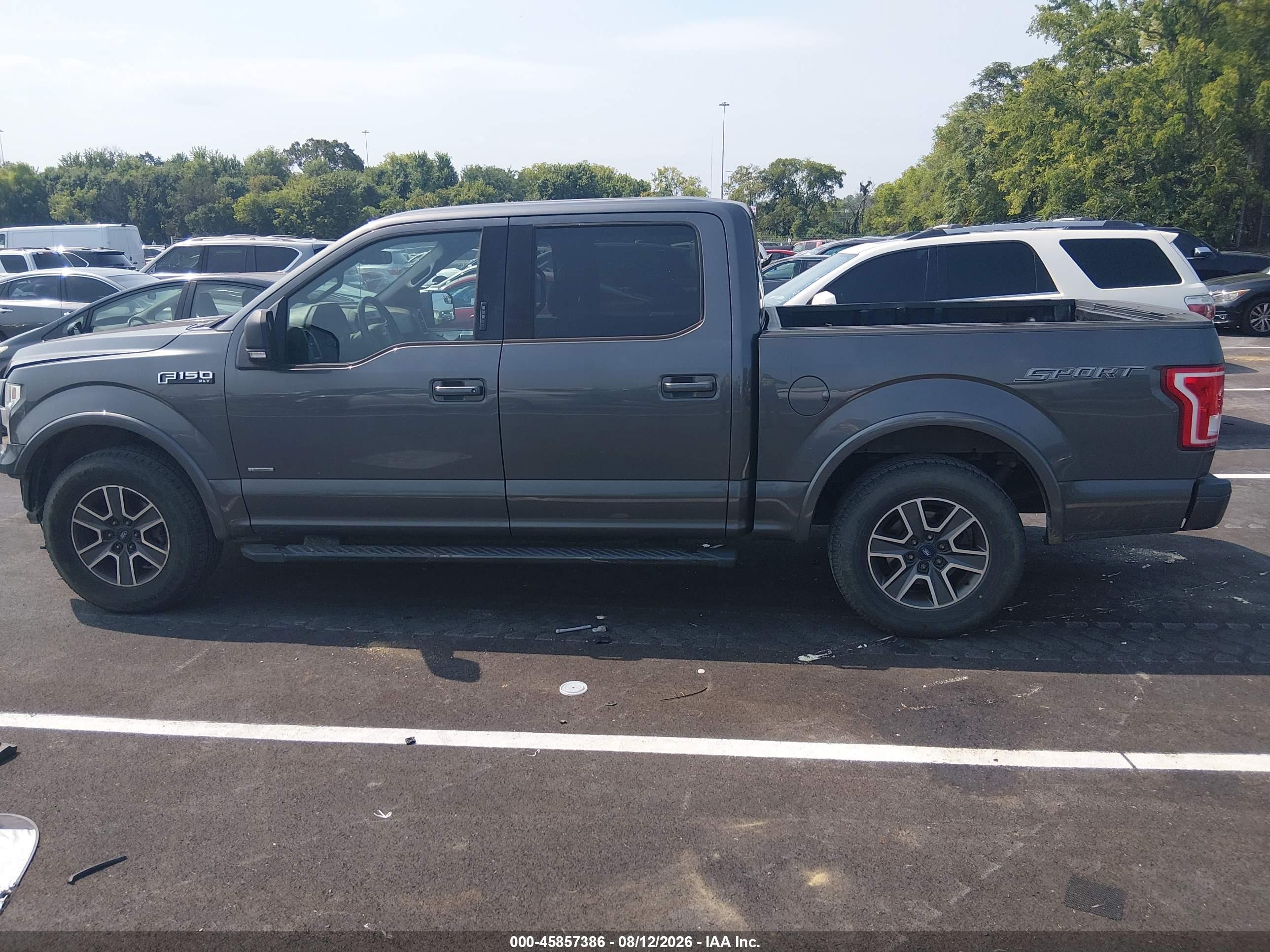 2017 FORD F-150 XLT