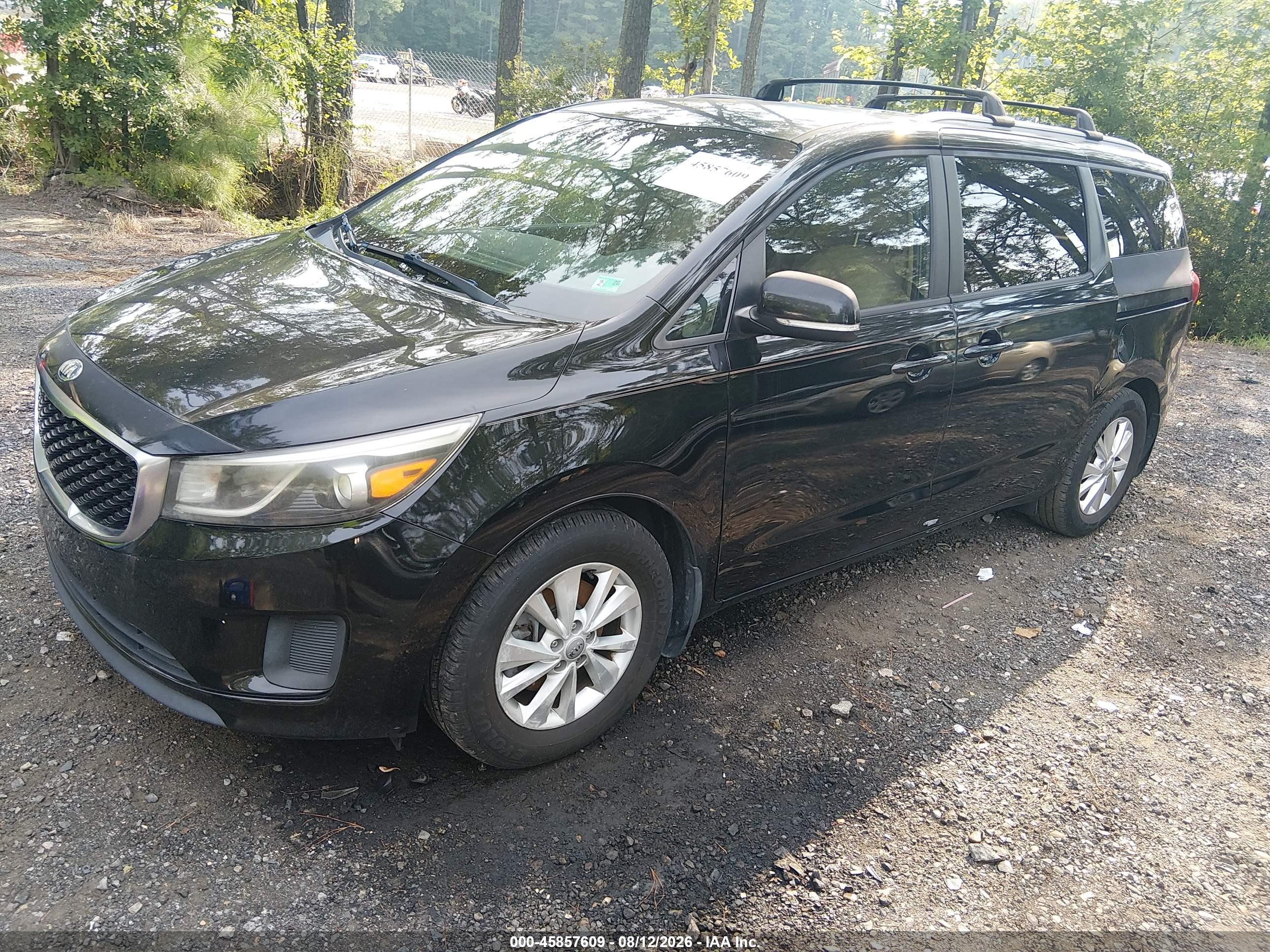 2016 KIA SEDONA LX