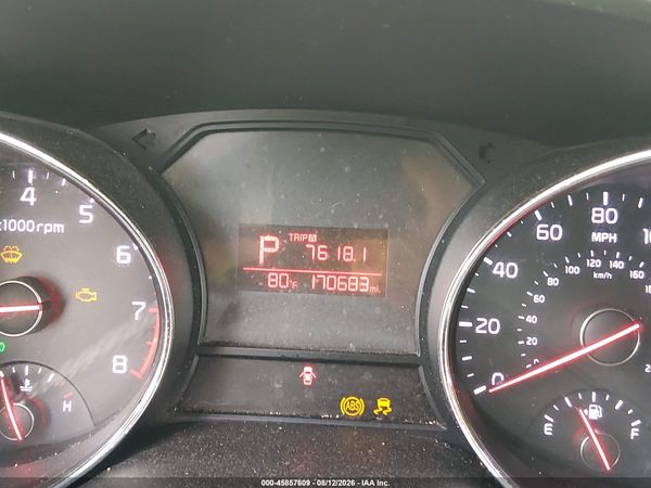 2016 KIA SEDONA LX