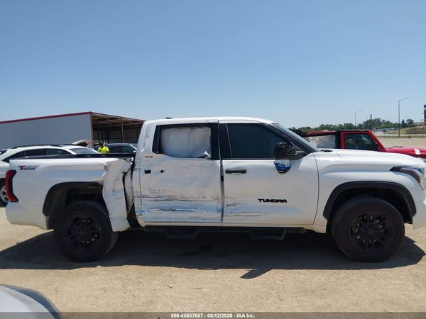 2023 TOYOTA TUNDRA SR5