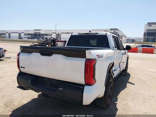 2023 TOYOTA TUNDRA SR5