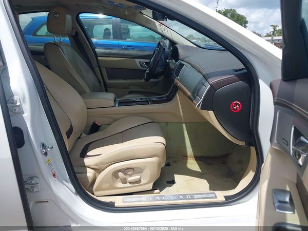 2013 JAGUAR XF V6 SC