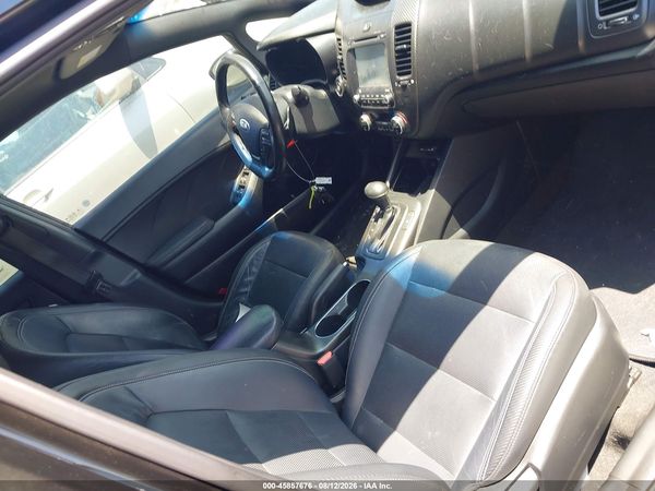 2016 KIA FORTE SX