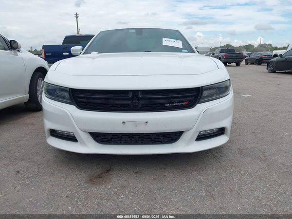 2016 DODGE CHARGER SXT