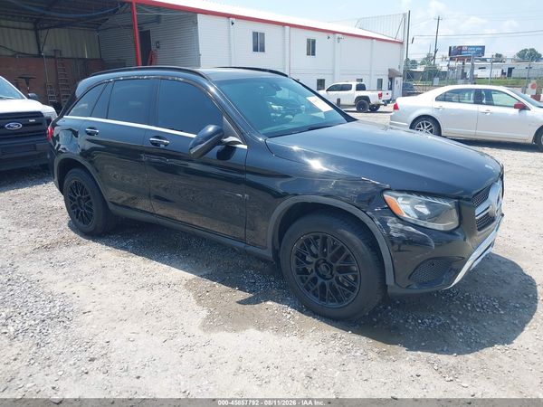 2017 MERCEDES-BENZ GLC 300 4MATIC
