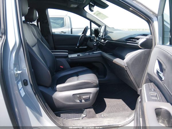 2022 TOYOTA SIENNA XLE WOODLAND EDITION