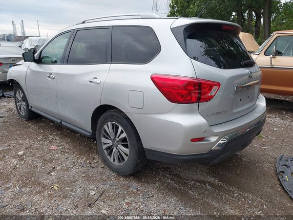 2018 NISSAN PATHFINDER SL — I3