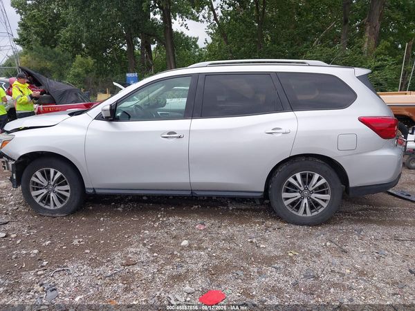 2018 NISSAN PATHFINDER SL — I117