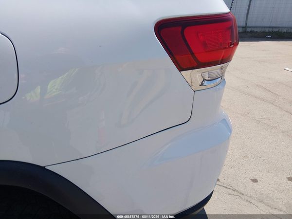 2020 JEEP GRAND CHEROKEE LAREDO E 4X4