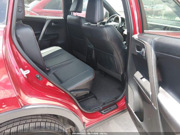 2017 TOYOTA RAV4 SE