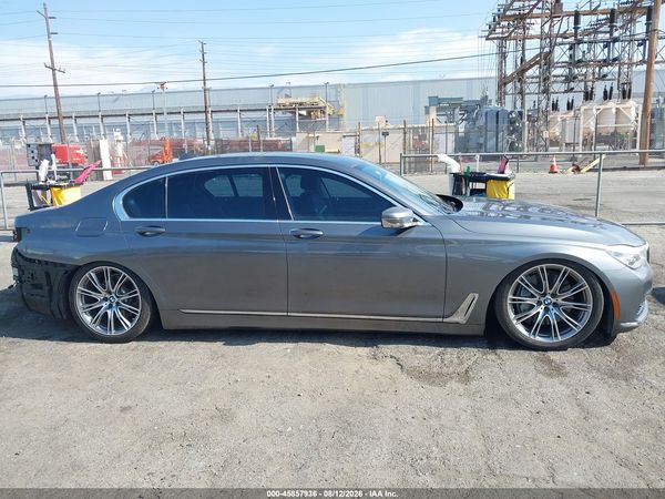 2016 BMW 750I
