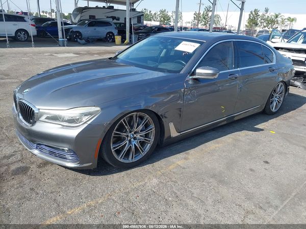 2016 BMW 750I