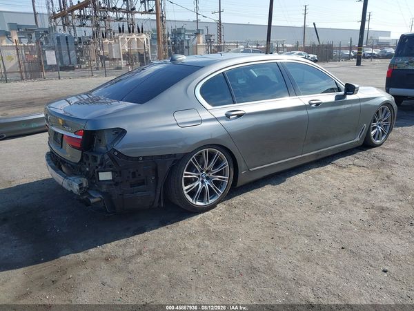 2016 BMW 750I