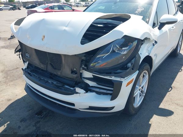 2019 PORSCHE MACAN