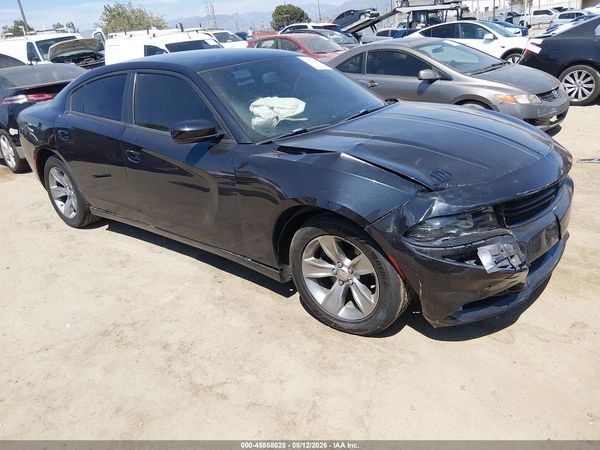 2017 DODGE CHARGER SXT RWD