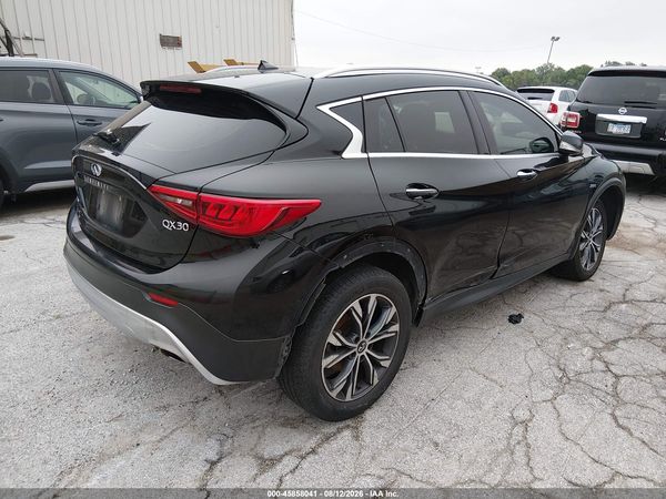 2018 INFINITI QX30 PREMIUM
