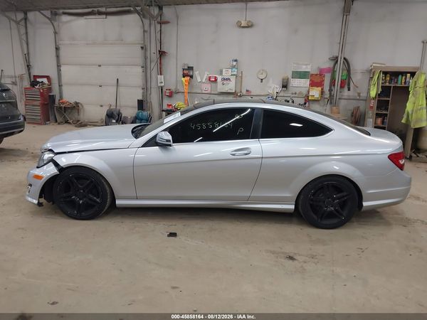 2015 MERCEDES-BENZ C 250
