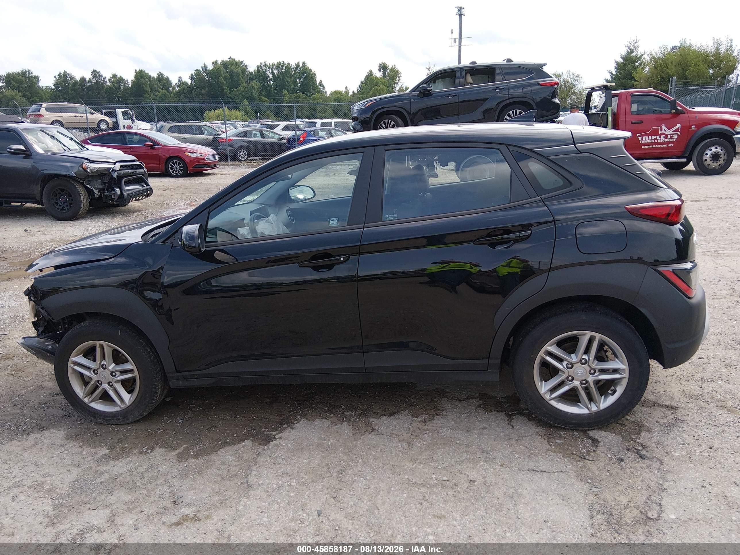 2022 HYUNDAI KONA SE