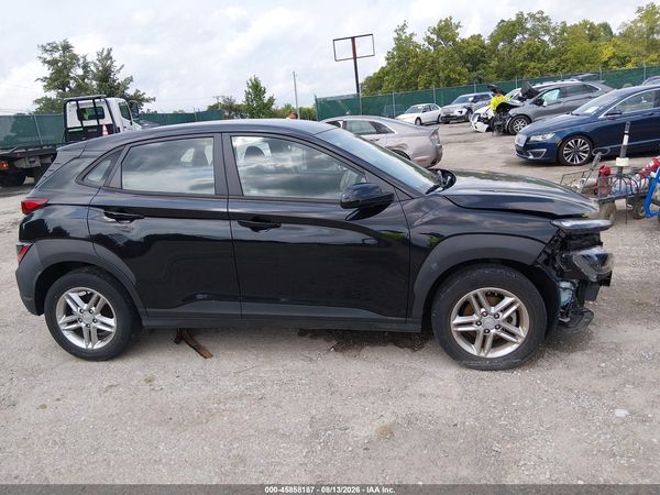 2022 HYUNDAI KONA SE