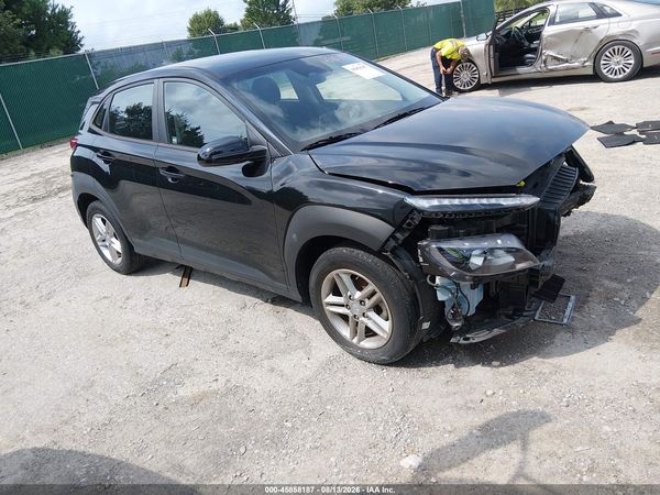2022 HYUNDAI KONA SE