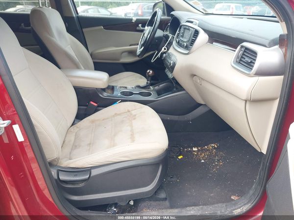 2016 KIA SORENTO 2.4L LX