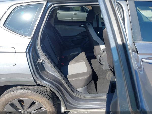 2024 VOLKSWAGEN TAOS 1.5T S — I8