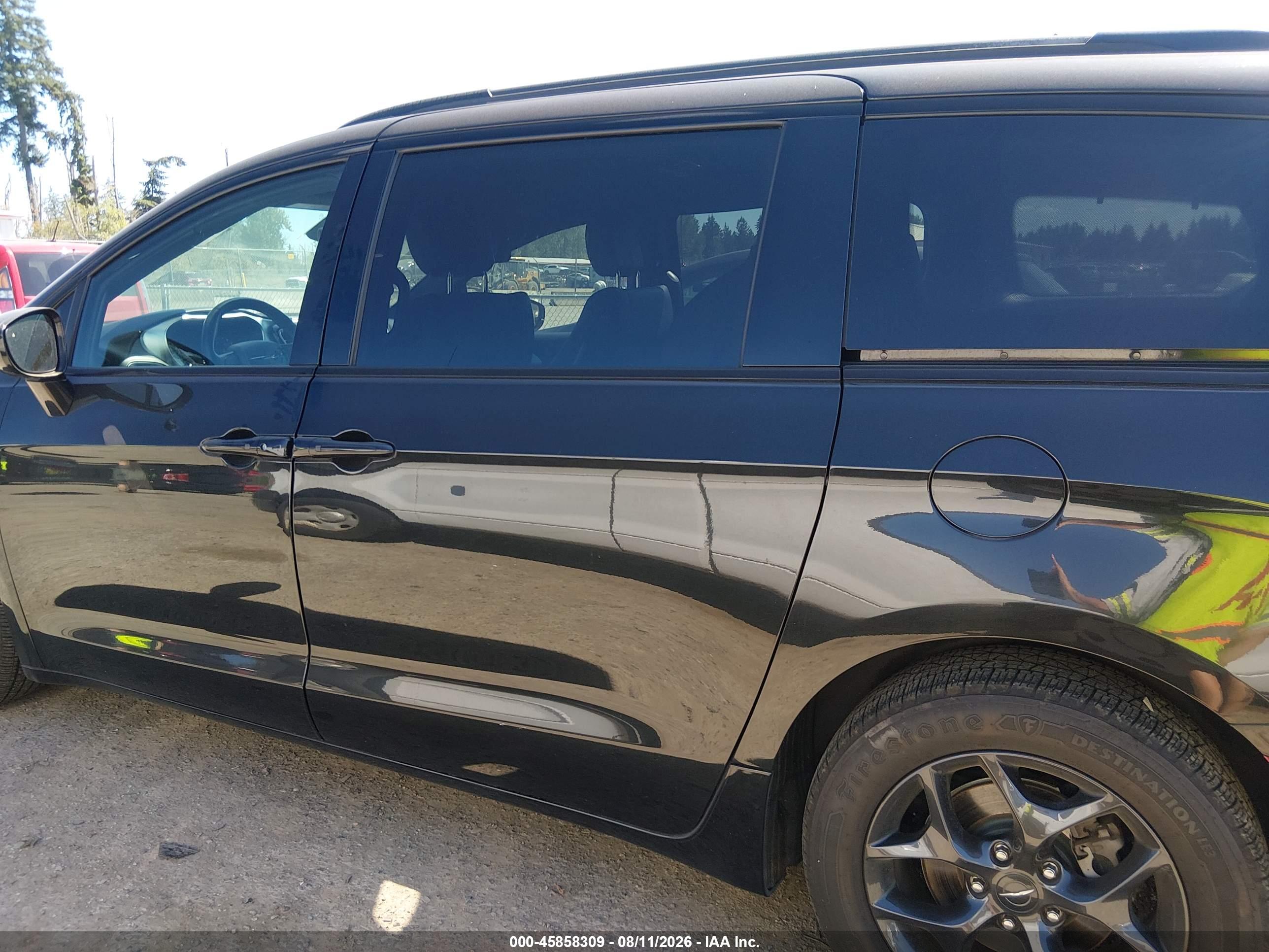 2018 CHRYSLER PACIFICA TOURING L
