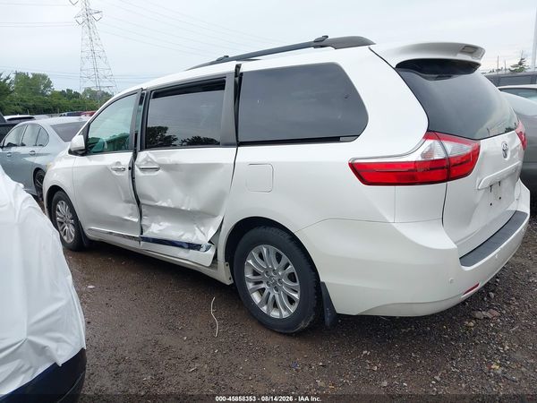 2017 TOYOTA SIENNA XLE 8 PASSENGER