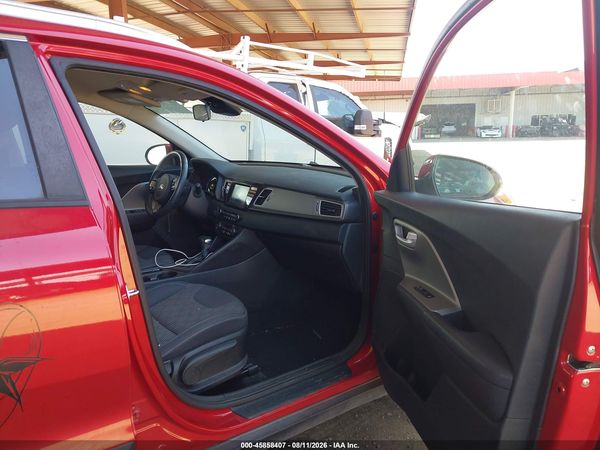 2019 KIA NIRO LX