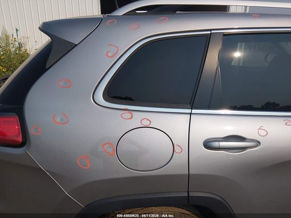 2019 JEEP CHEROKEE LATITUDE PLUS 4X4