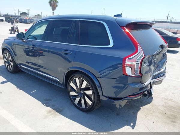 2023 VOLVO XC90 RECHARGE PLUG-IN HYBRID T8 ULTIMATE 6-SEATER
