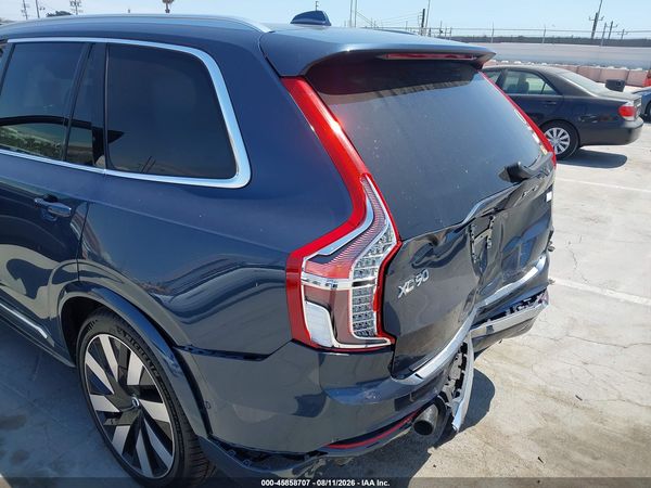 2023 VOLVO XC90 RECHARGE PLUG-IN HYBRID T8 ULTIMATE 6-SEATER