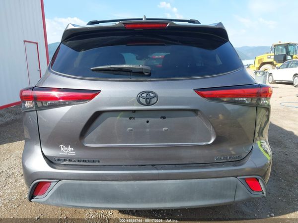 2021 TOYOTA HIGHLANDER XLE