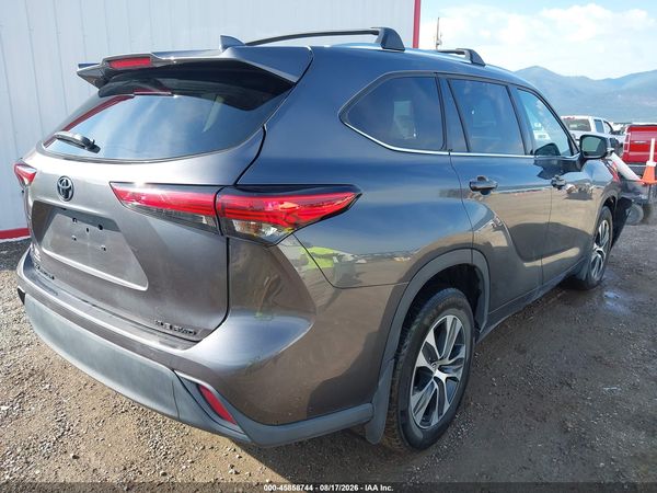2021 TOYOTA HIGHLANDER XLE