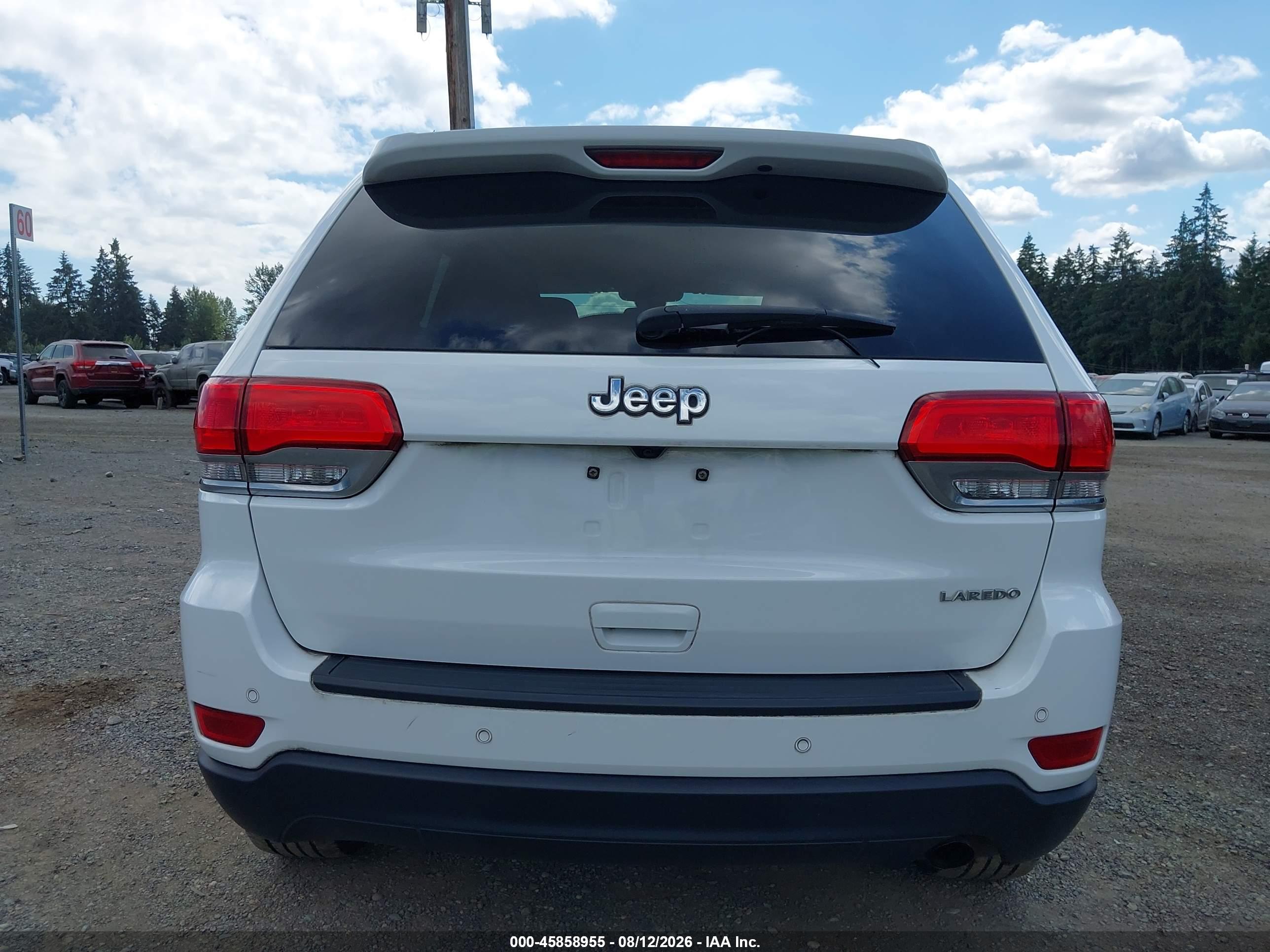 2018 JEEP GRAND CHEROKEE LAREDO E 4X2