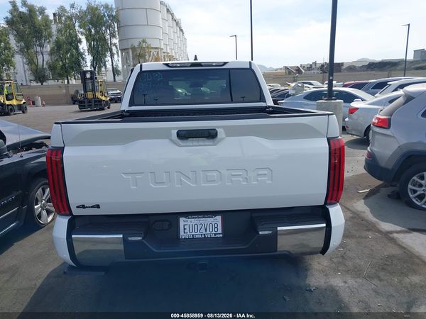2026 TOYOTA TUNDRA SR5 CREWMAX 5.5' BED