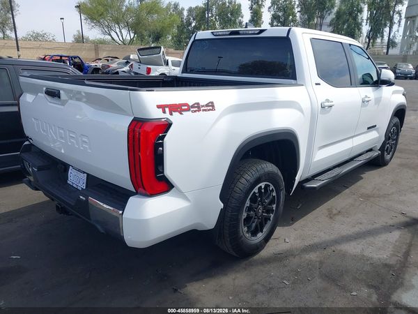 2026 TOYOTA TUNDRA SR5 CREWMAX 5.5' BED