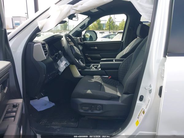 2026 TOYOTA TUNDRA SR5 CREWMAX 5.5' BED