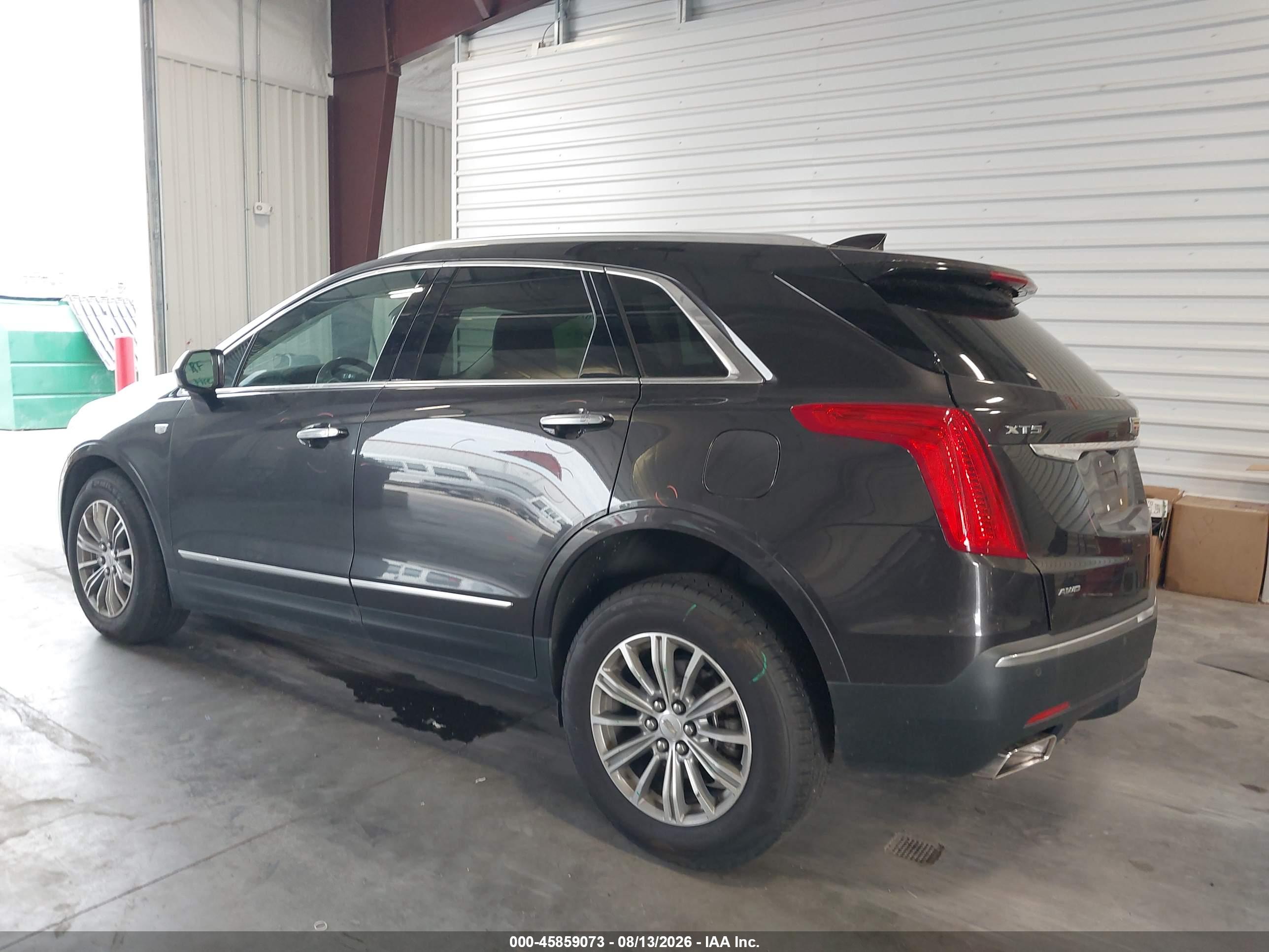 2017 CADILLAC XT5 LUXURY