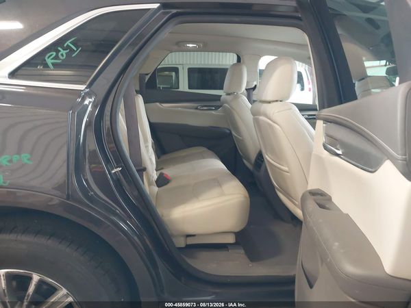 2017 CADILLAC XT5 LUXURY