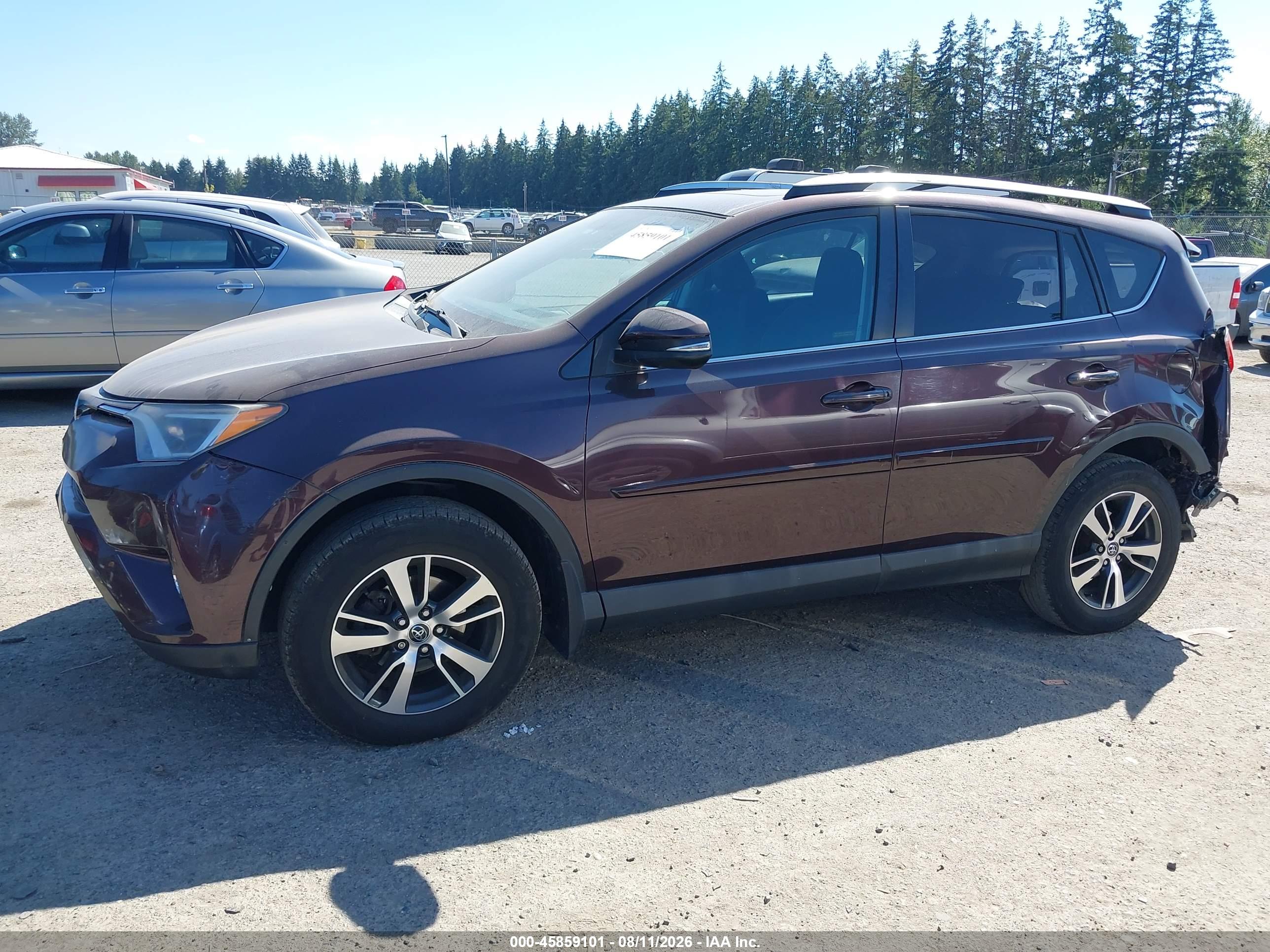 2016 TOYOTA RAV4 XLE