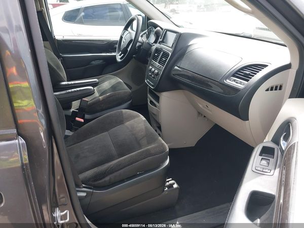 2018 DODGE GRAND CARAVAN SE