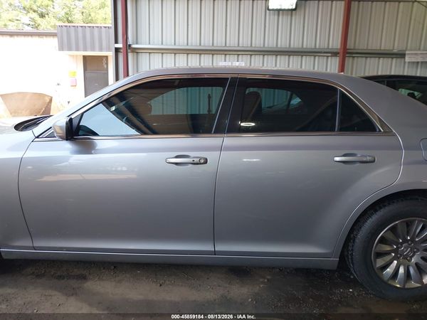 2014 CHRYSLER 300